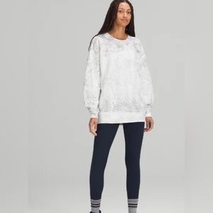 *NWT* Lululemon Perfectly oversized Crew
